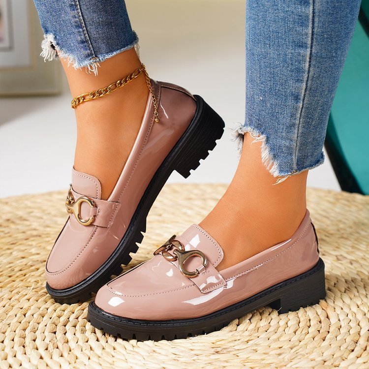 Noirelle Round-Toe Loafers Rise Fashion