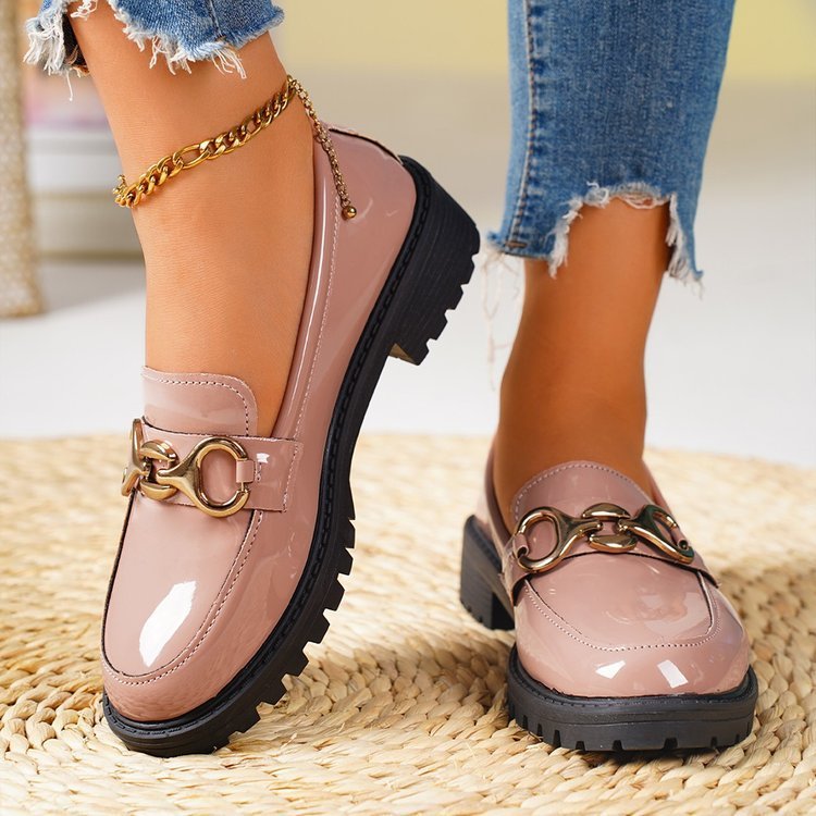 Noirelle Round-Toe Loafers Rise Fashion