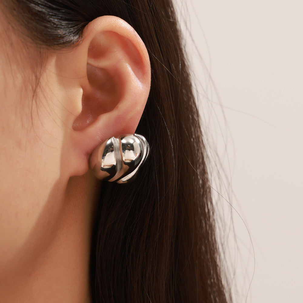 Avera Asymmetry Stud Earrings Rise Fashion